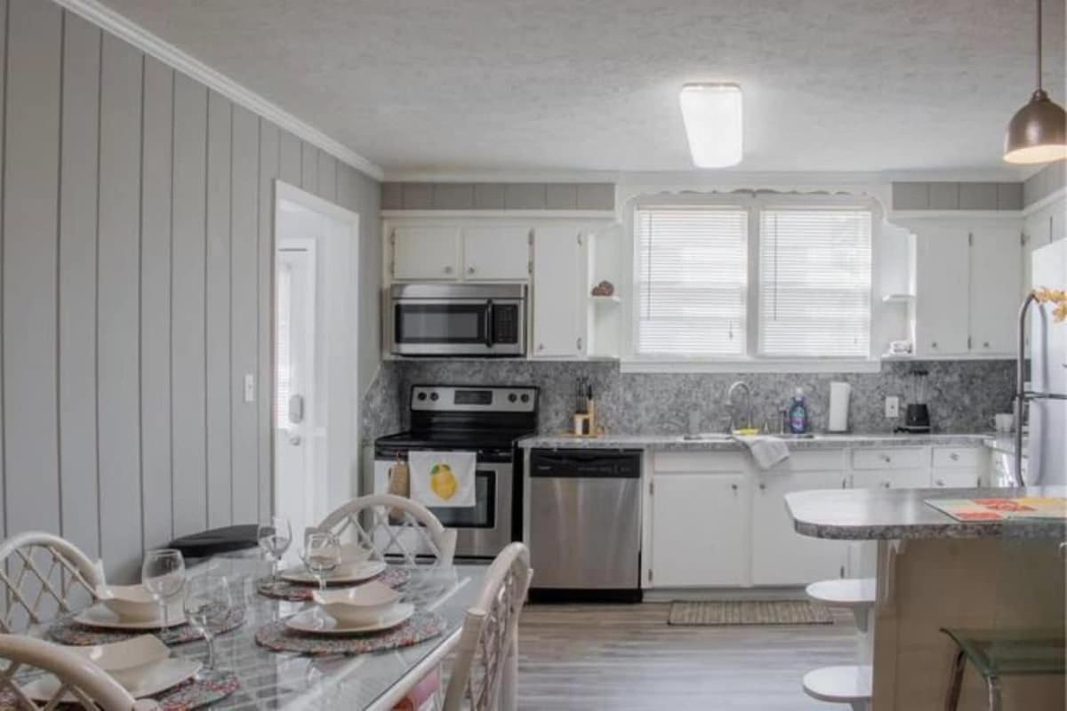 فيلا The Graduation Getaway Near Downtown & Benning كولومبس المظهر الخارجي الصورة